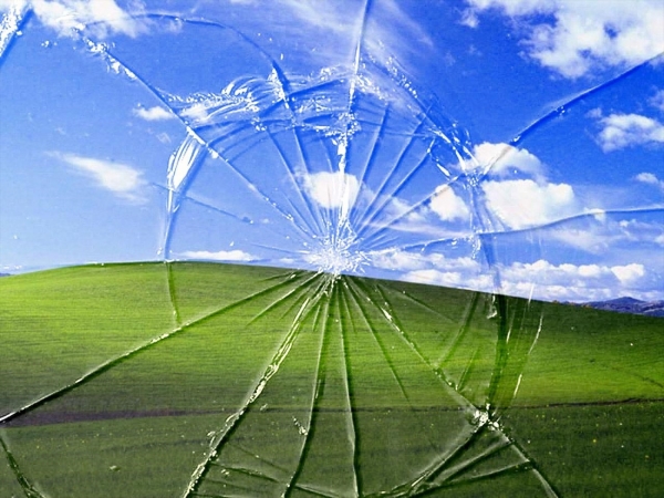 1280x960 Windows XP Broken Screen Wallpaper
